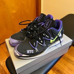 Nike Air Zoom Vapor X Kyrie V Nick Kyrgios US Open Size 13 w/original box!!!!!!